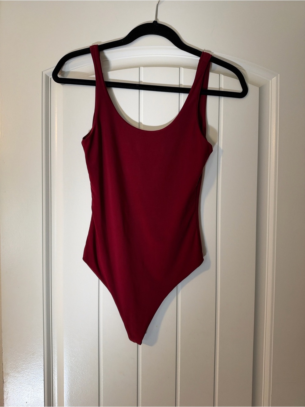 Classic Scoop Neck Bodysuit in Burgundy